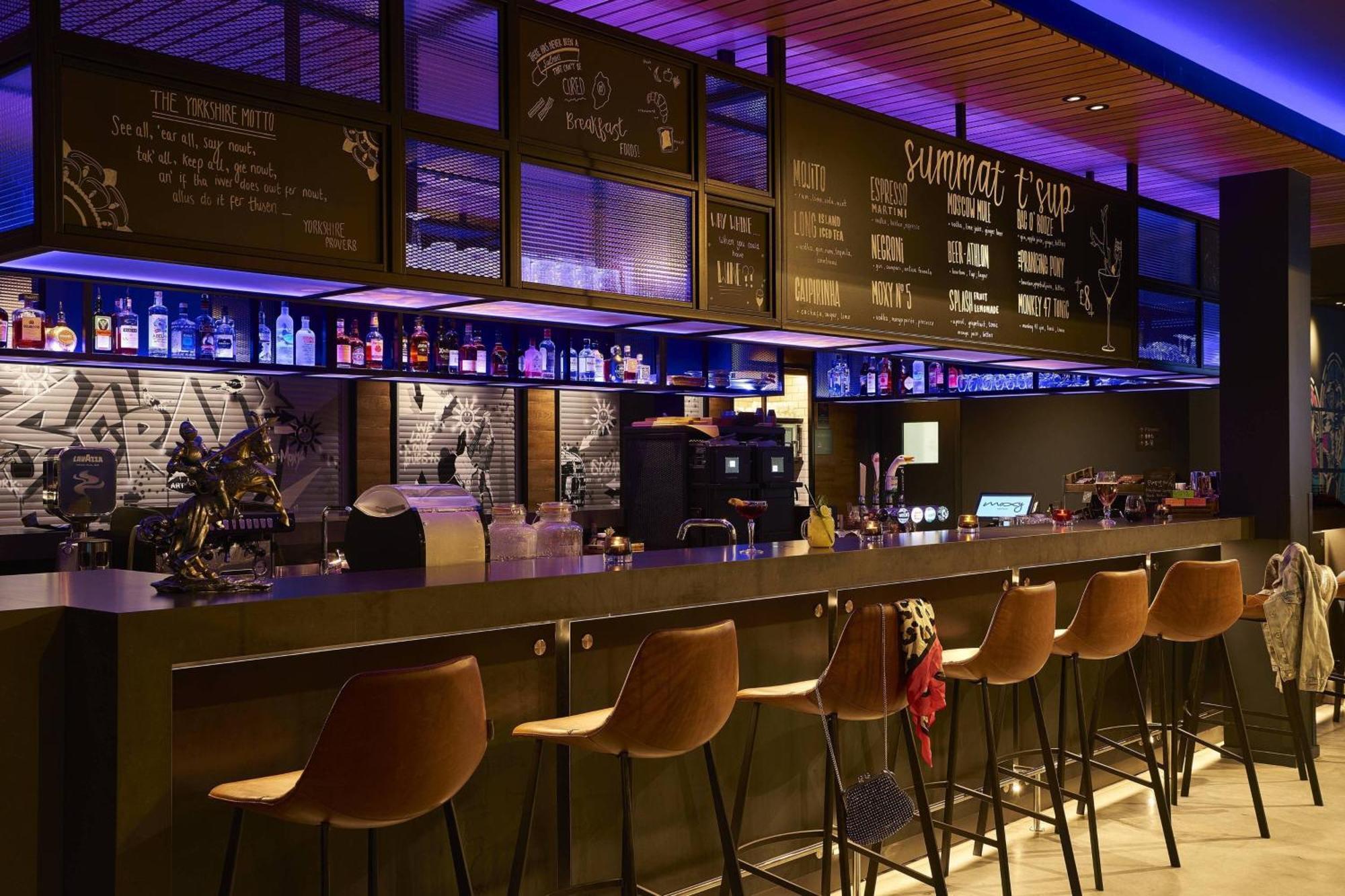 Moxy York Hotel Exterior foto