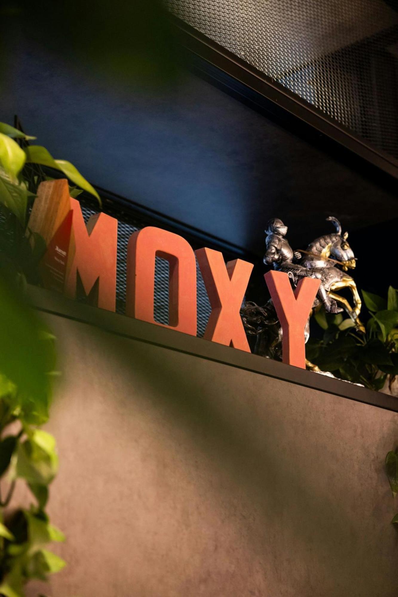 Moxy York Hotel Exterior foto